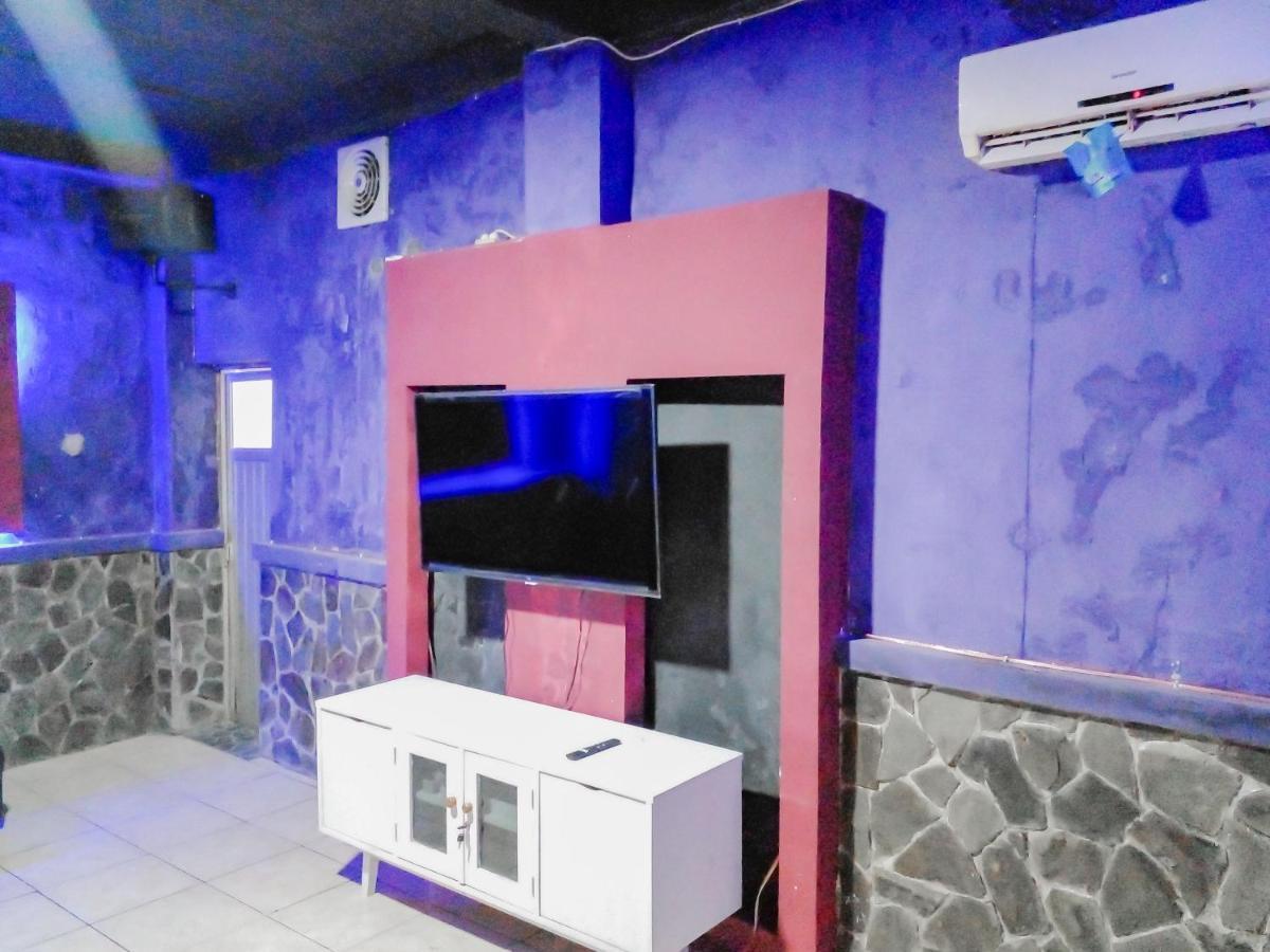 Urbanview Hotel Rio Life House Cianjur By Reddoorz Exteriör bild